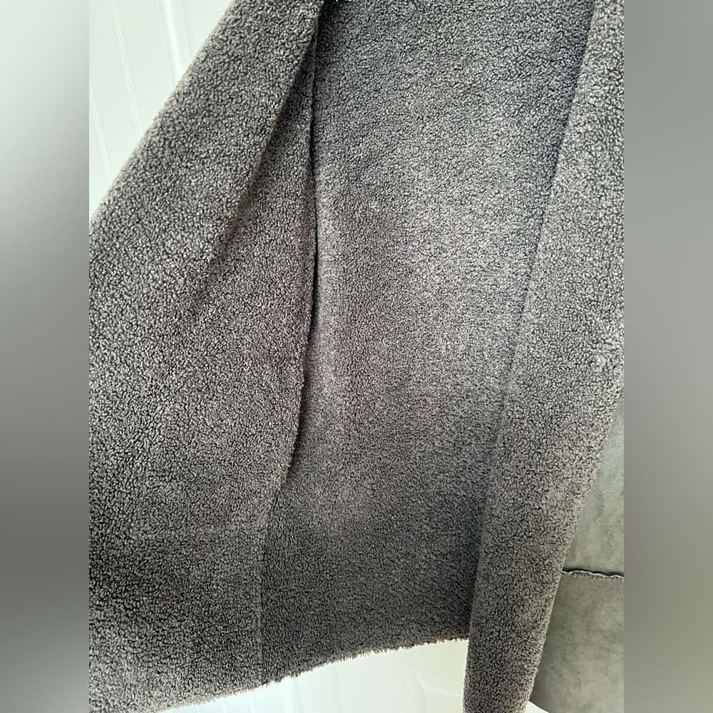 Coat - Picture 5 of 15